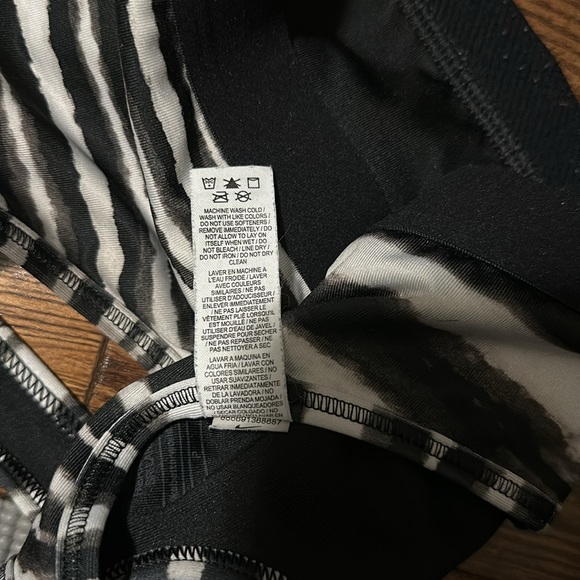 Nike sports bra - Picture 6 of 6